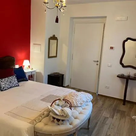 La Casina Di Sandro Гостевой дом 3*