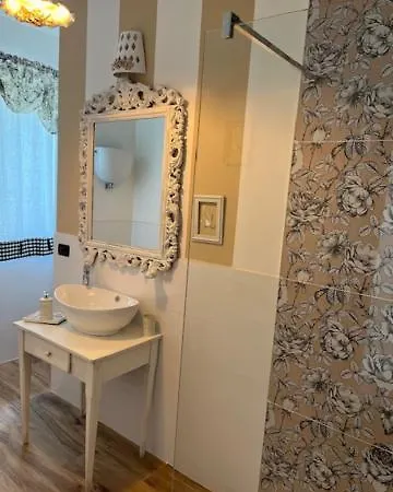 La Casina Di Sandro Гостевой дом