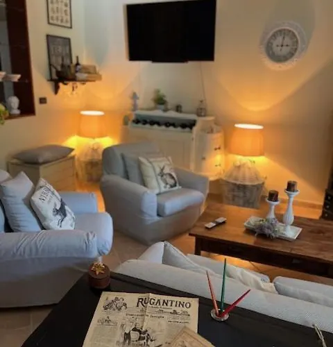 La Casina Di Sandro 3* 诺西拉·乌姆布拉